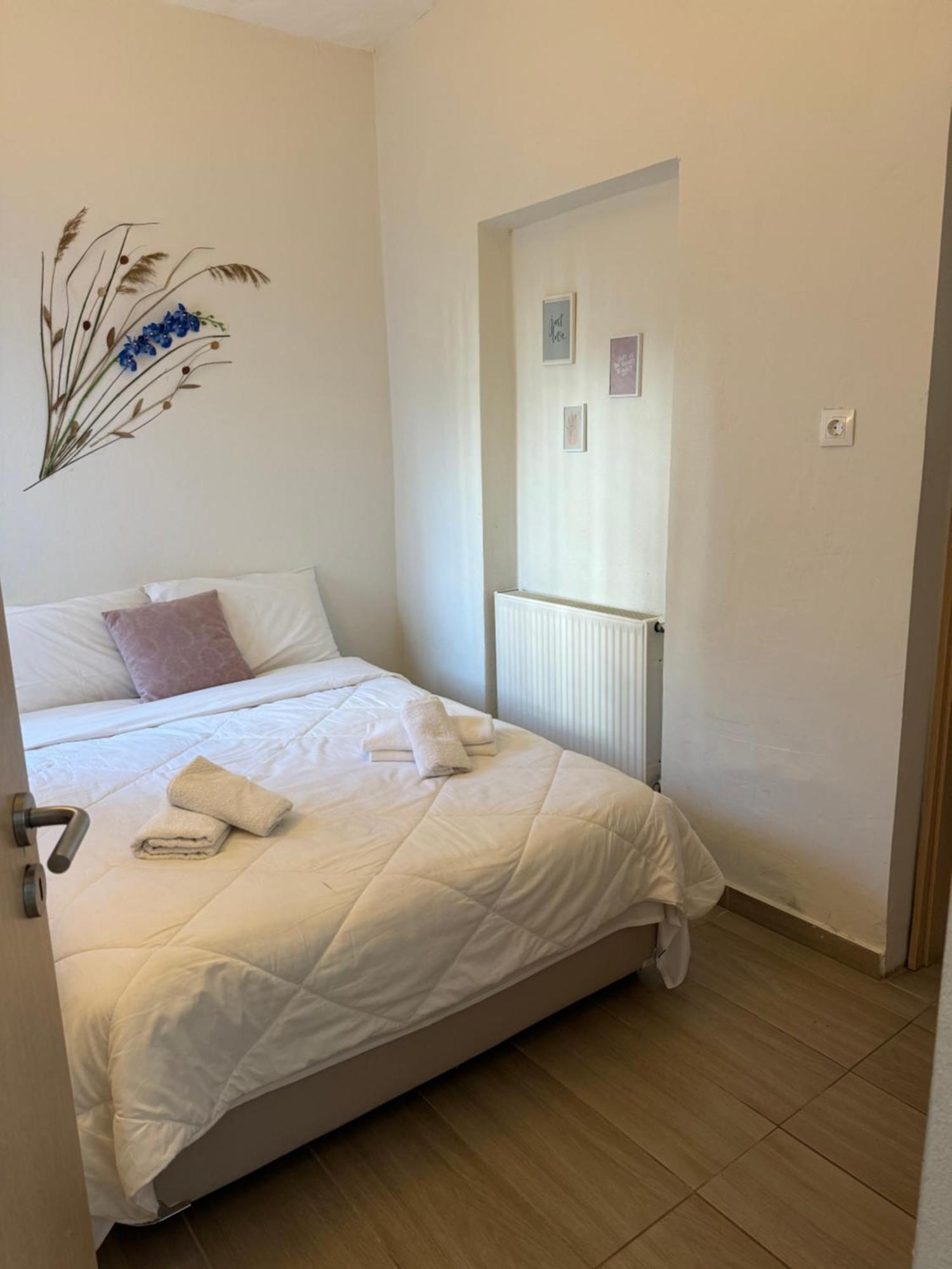 Olive & Apartment Keramoti (Macedonia)